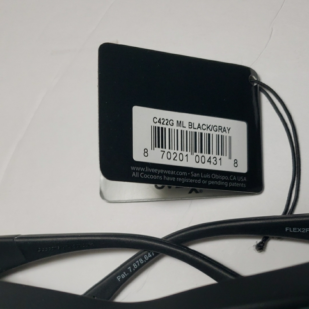 New Cocoons Black Sunglasses with Clip On Case - Picture 7 of 8